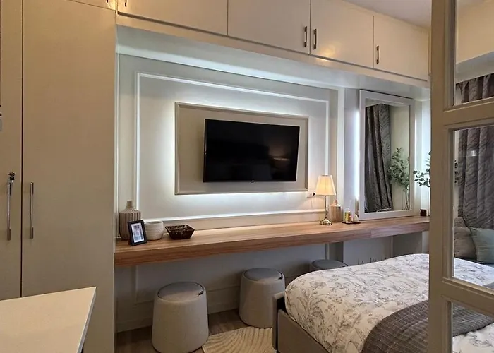 Luxury Haven In It Park At Avida Towers Riala Apartment